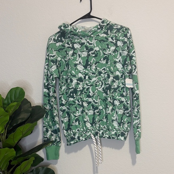 Zella Other - NWT Zella Green white print hoodie with drawstring waist XL (14/16)